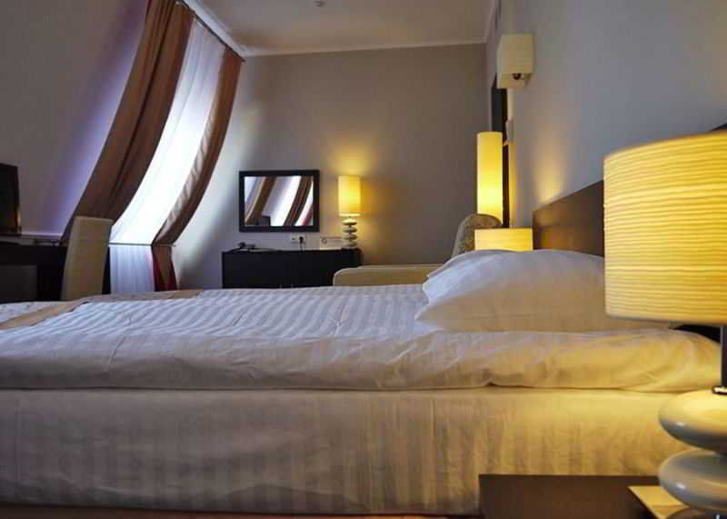 Reikartz Kropivnytskiy Hotel Kropywnycki Zewnętrze zdjęcie
