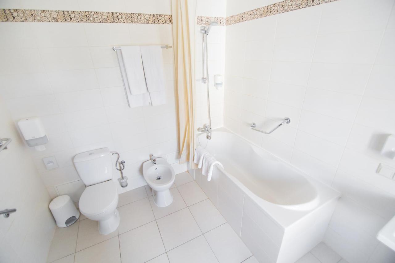 Reikartz Kropivnytskiy Hotel Kropywnycki Zewnętrze zdjęcie