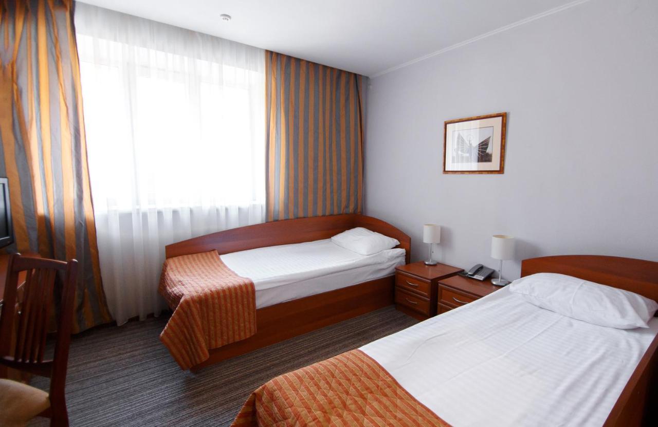 Reikartz Kropivnytskiy Hotel Kropywnycki Zewnętrze zdjęcie
