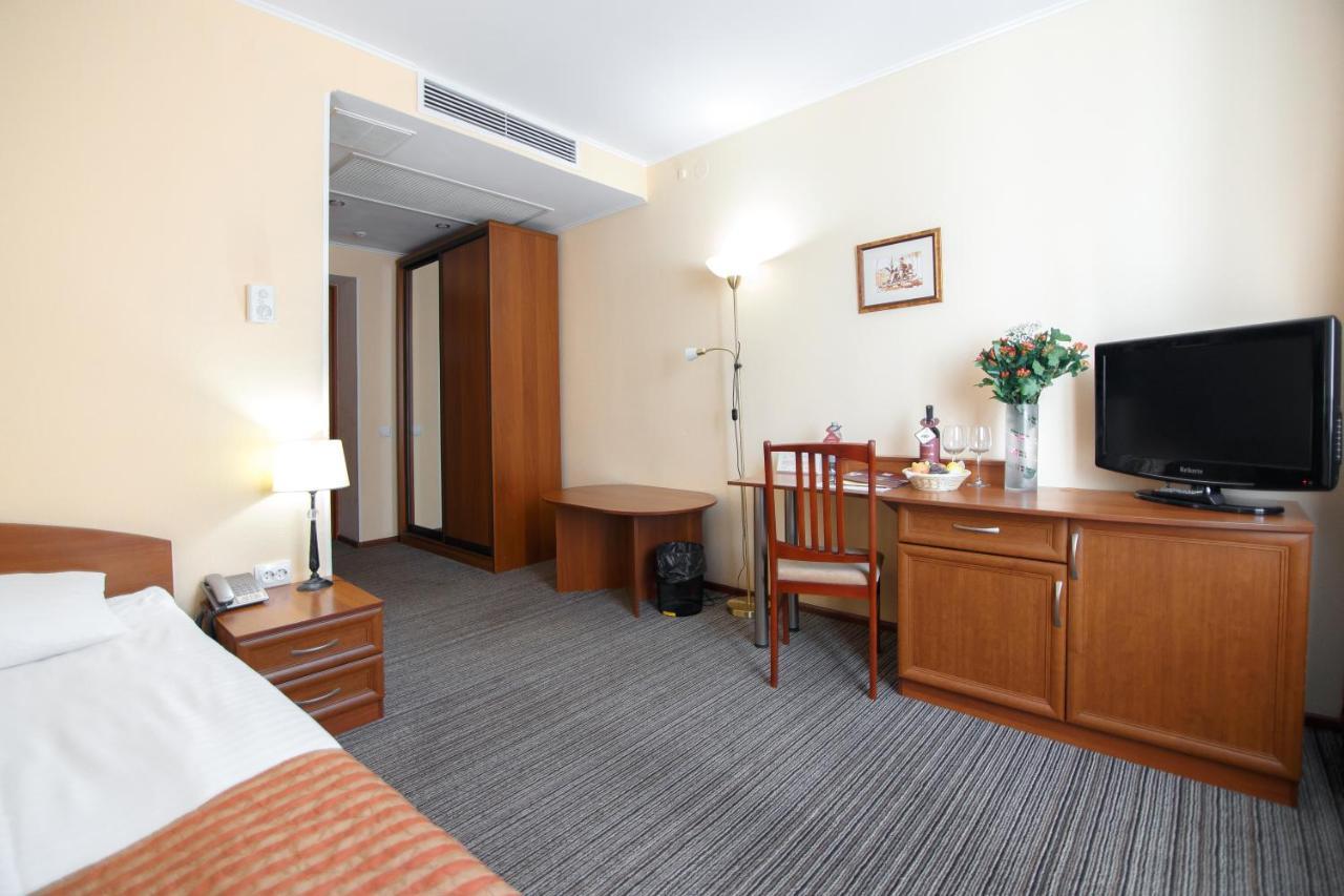 Reikartz Kropivnytskiy Hotel Kropywnycki Zewnętrze zdjęcie