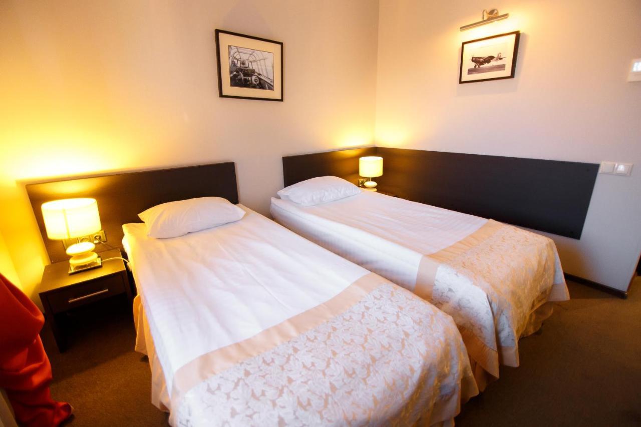 Reikartz Kropivnytskiy Hotel Kropywnycki Zewnętrze zdjęcie