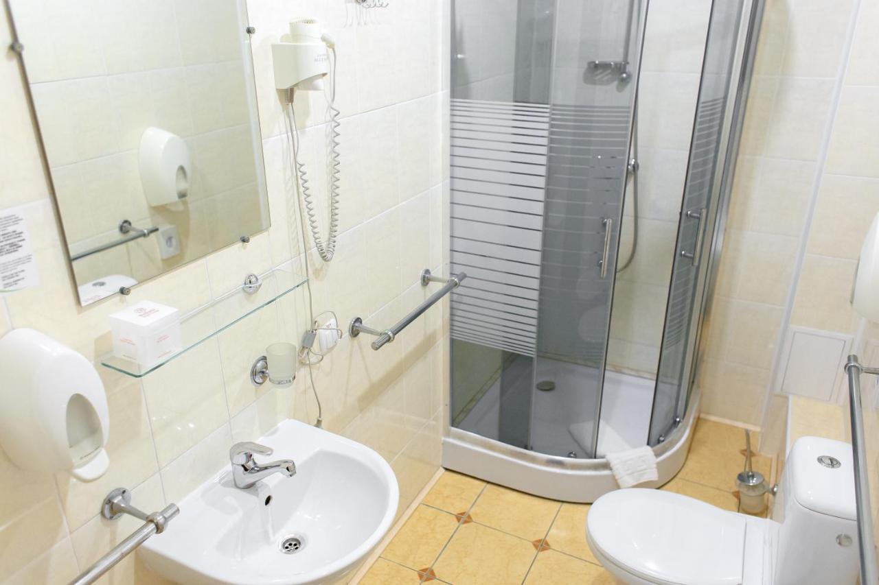 Reikartz Kropivnytskiy Hotel Kropywnycki Zewnętrze zdjęcie