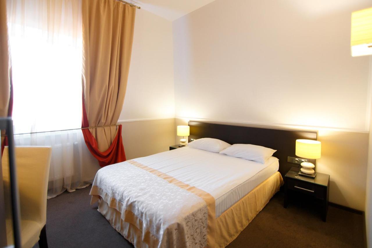 Reikartz Kropivnytskiy Hotel Kropywnycki Zewnętrze zdjęcie