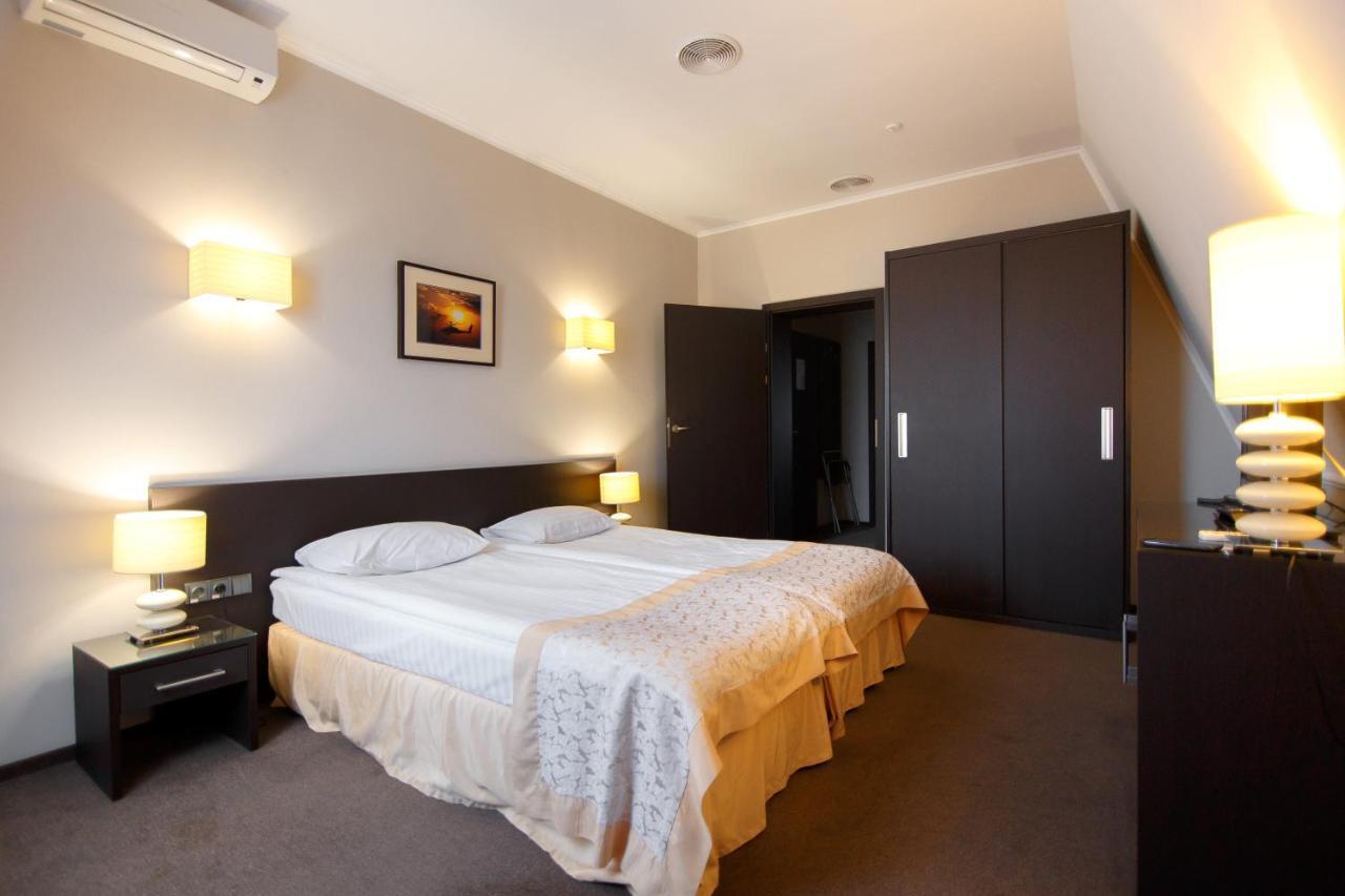 Reikartz Kropivnytskiy Hotel Kropywnycki Zewnętrze zdjęcie