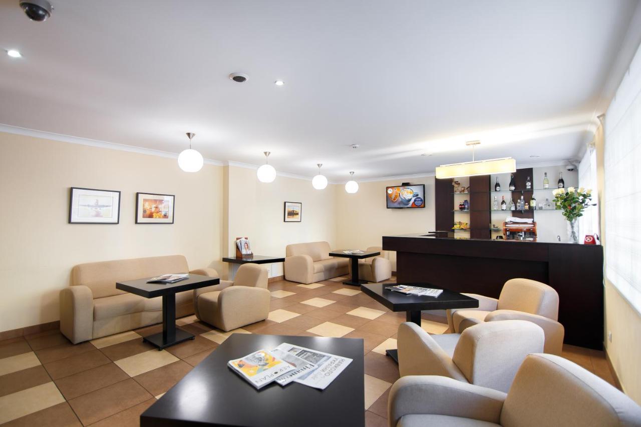 Reikartz Kropivnytskiy Hotel Kropywnycki Zewnętrze zdjęcie