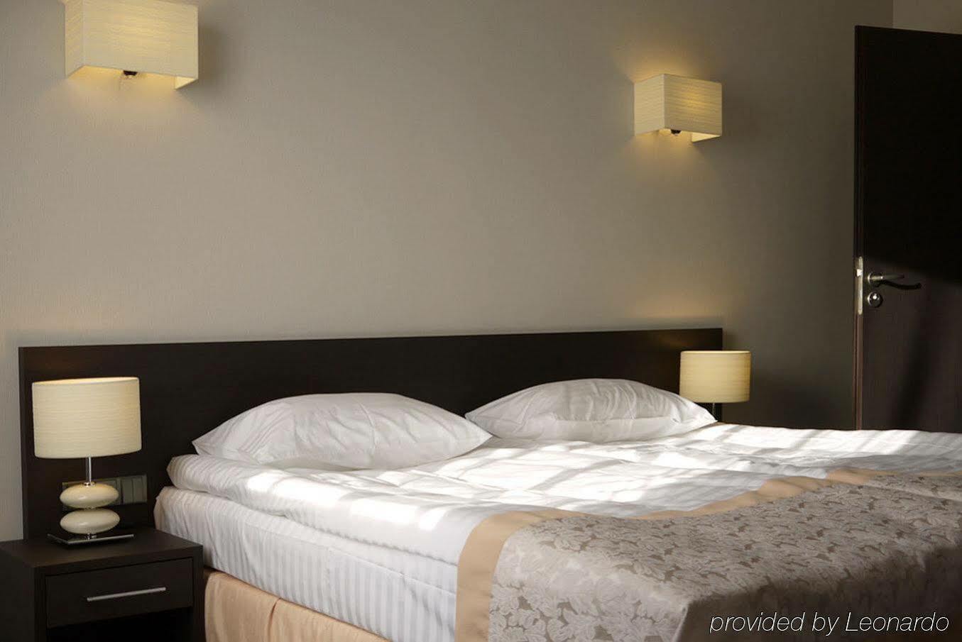 Reikartz Kropivnytskiy Hotel Kropywnycki Zewnętrze zdjęcie